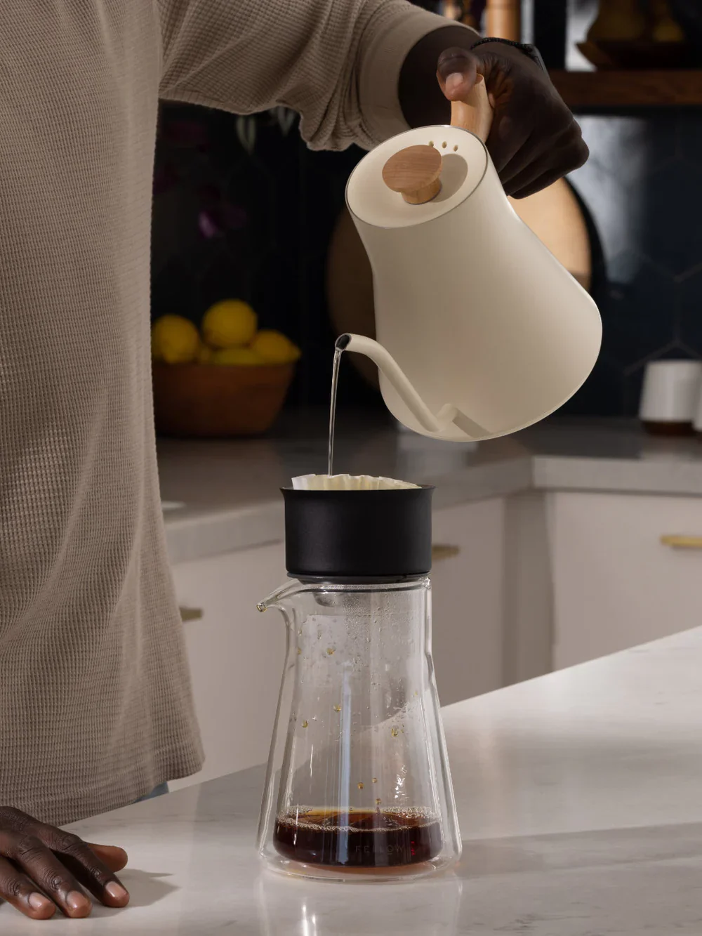 Fellow Stagg EKG PRO Electric Pour Over Kettle - Image 23