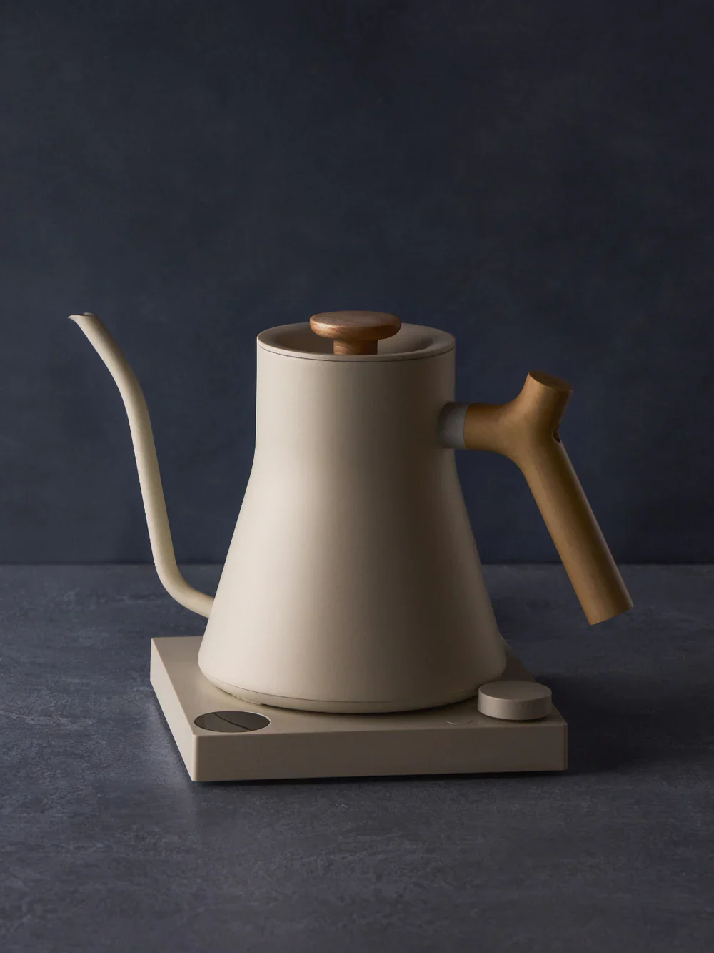 Fellow Stagg EKG PRO Electric Pour Over Kettle - Image 25