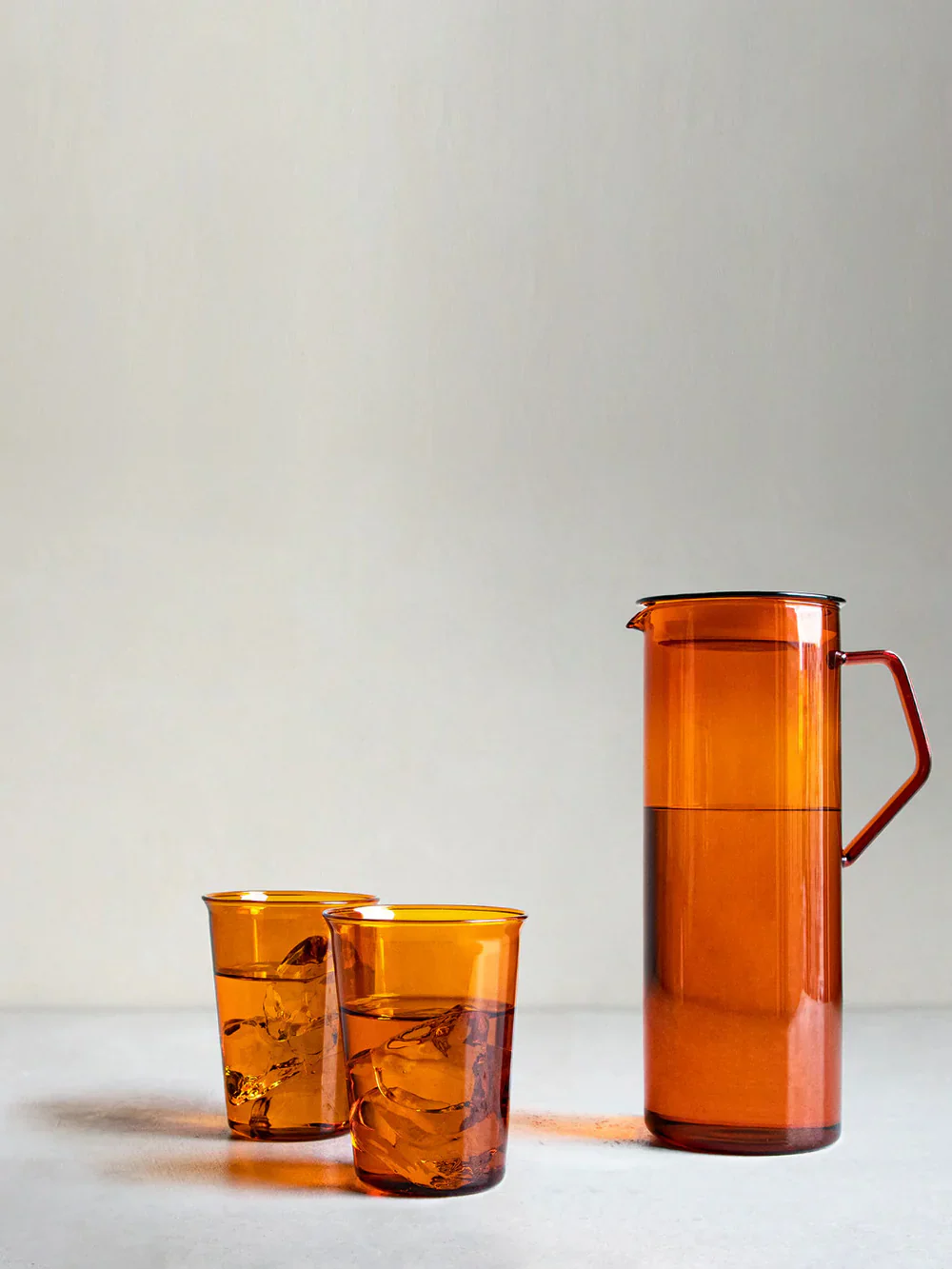 Kinto Cast Amber Jug (1200ml/40.8oz) - Image 4