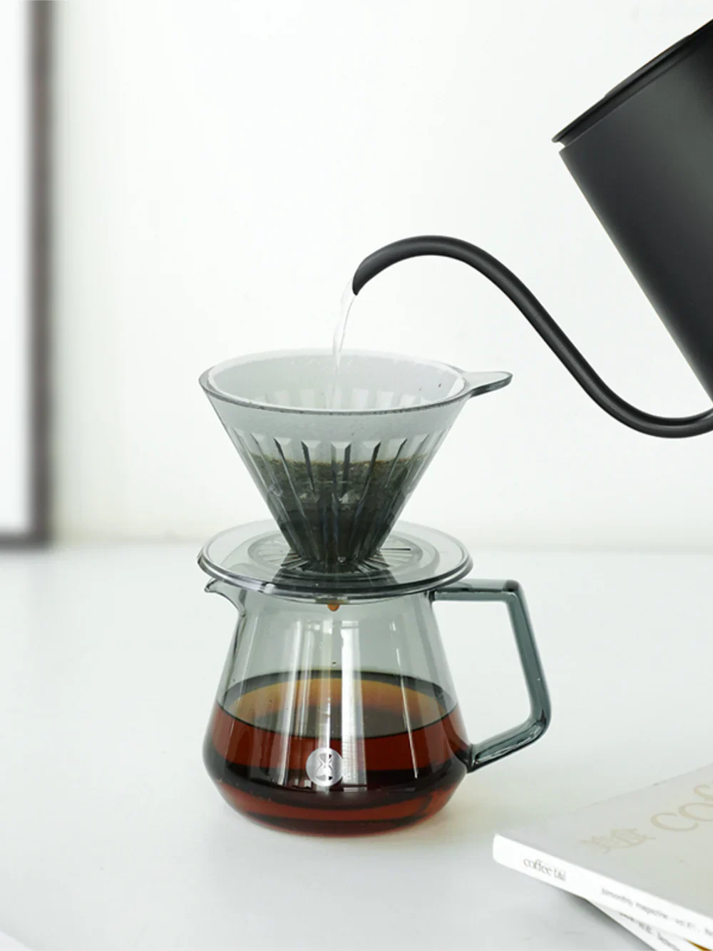 TIMEMORE Coffee Server - Black 360ml - Image 5